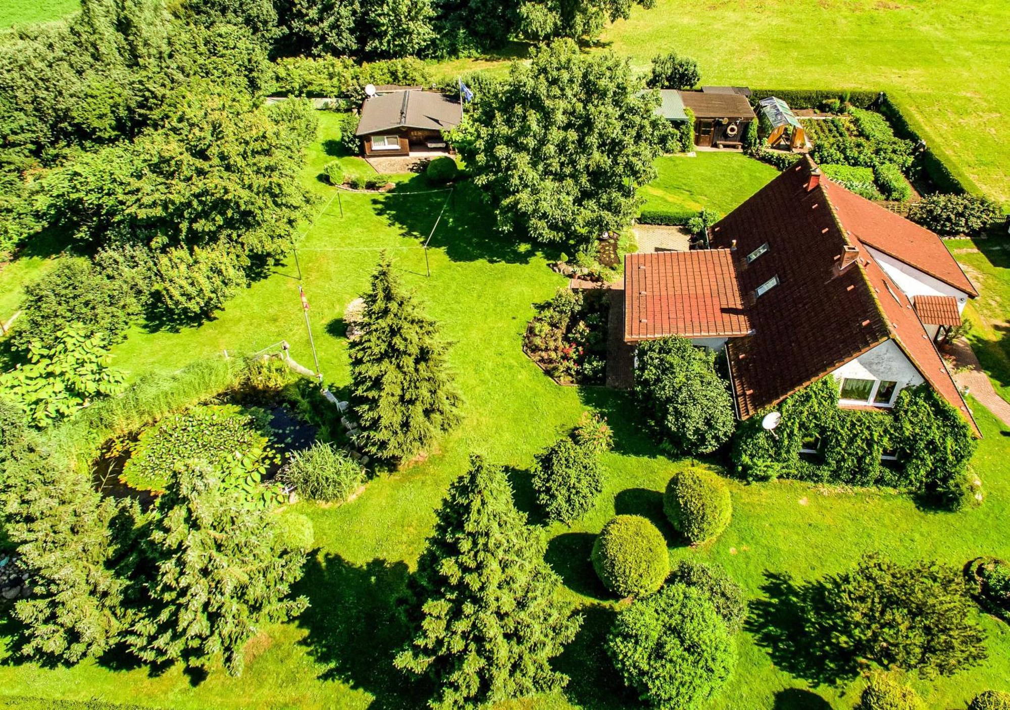 Bungalow Und Ferienwohnung Auf Ruegen Kluis Exteriér fotografie